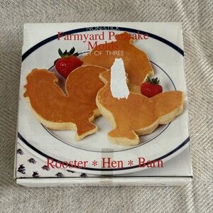 Williams Sonoma Nonstick Pancake Molds - Rooster, Hen, Barn